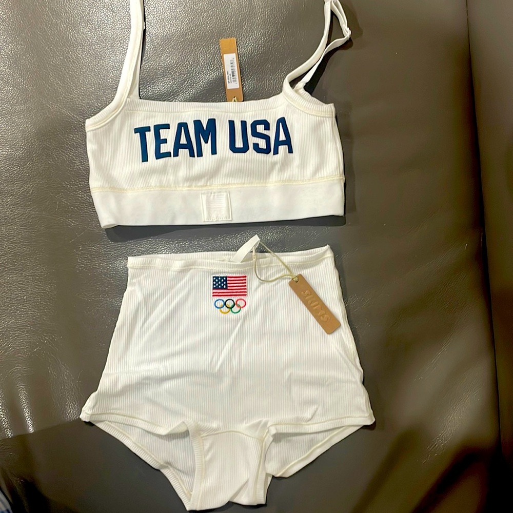 Skims team USA underwear set *new condition*